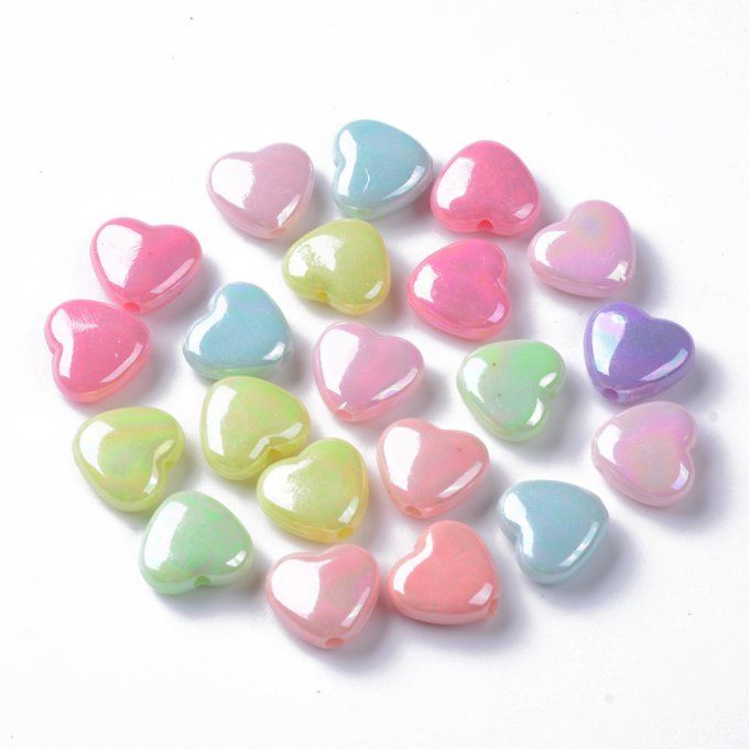 Perles en acrylique ,mélange  couleurs reflets ,forme de coeur (50g)  A18