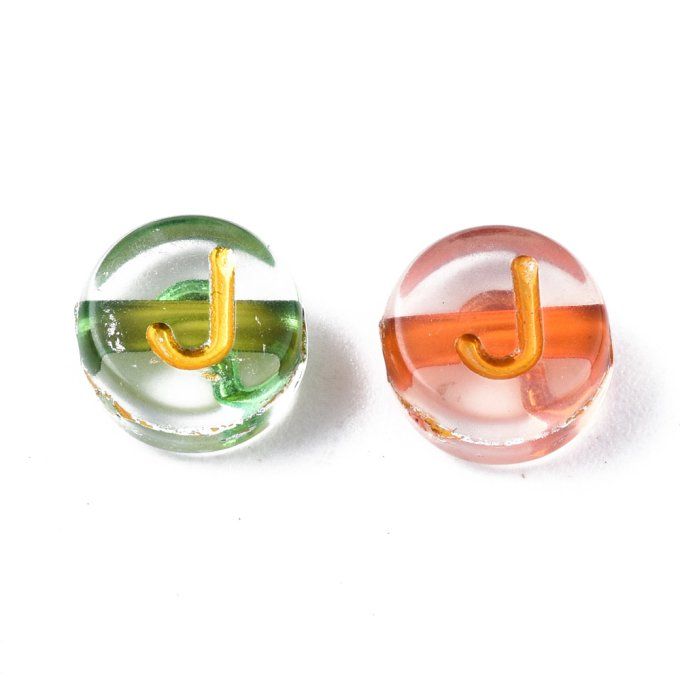 Perles en acrylique transparent ,mélange de couleurs , lettres dorées  ,rond plat   (50g) L12